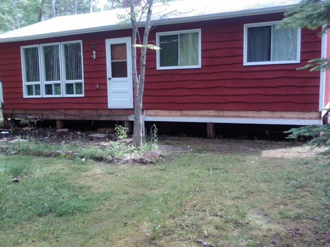 Allwright Contracting Victoria Beach Top foundation construction