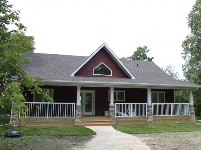 Allwright Contracting Victoria Beach Top home addition construction